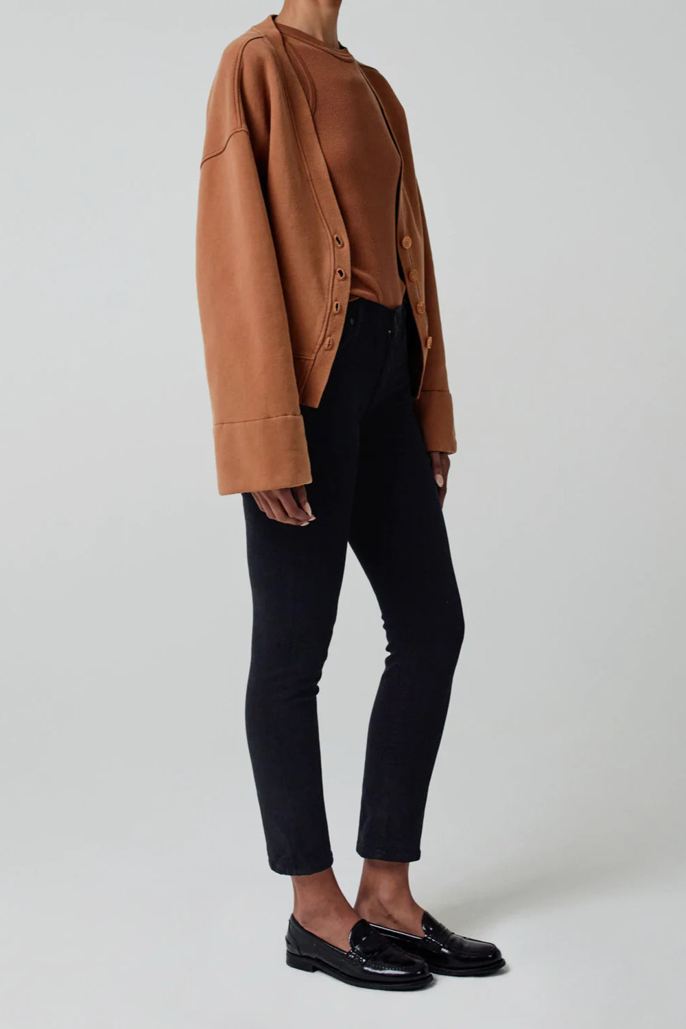 Contour Acqua Mid Rise Slim Jean