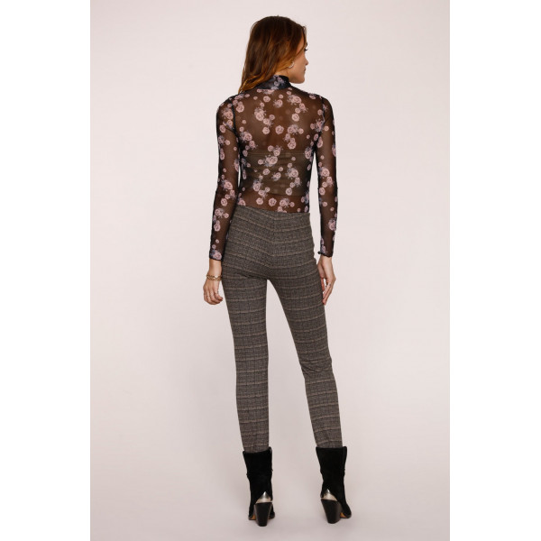 Triunfo Plaid Stirrup Pant