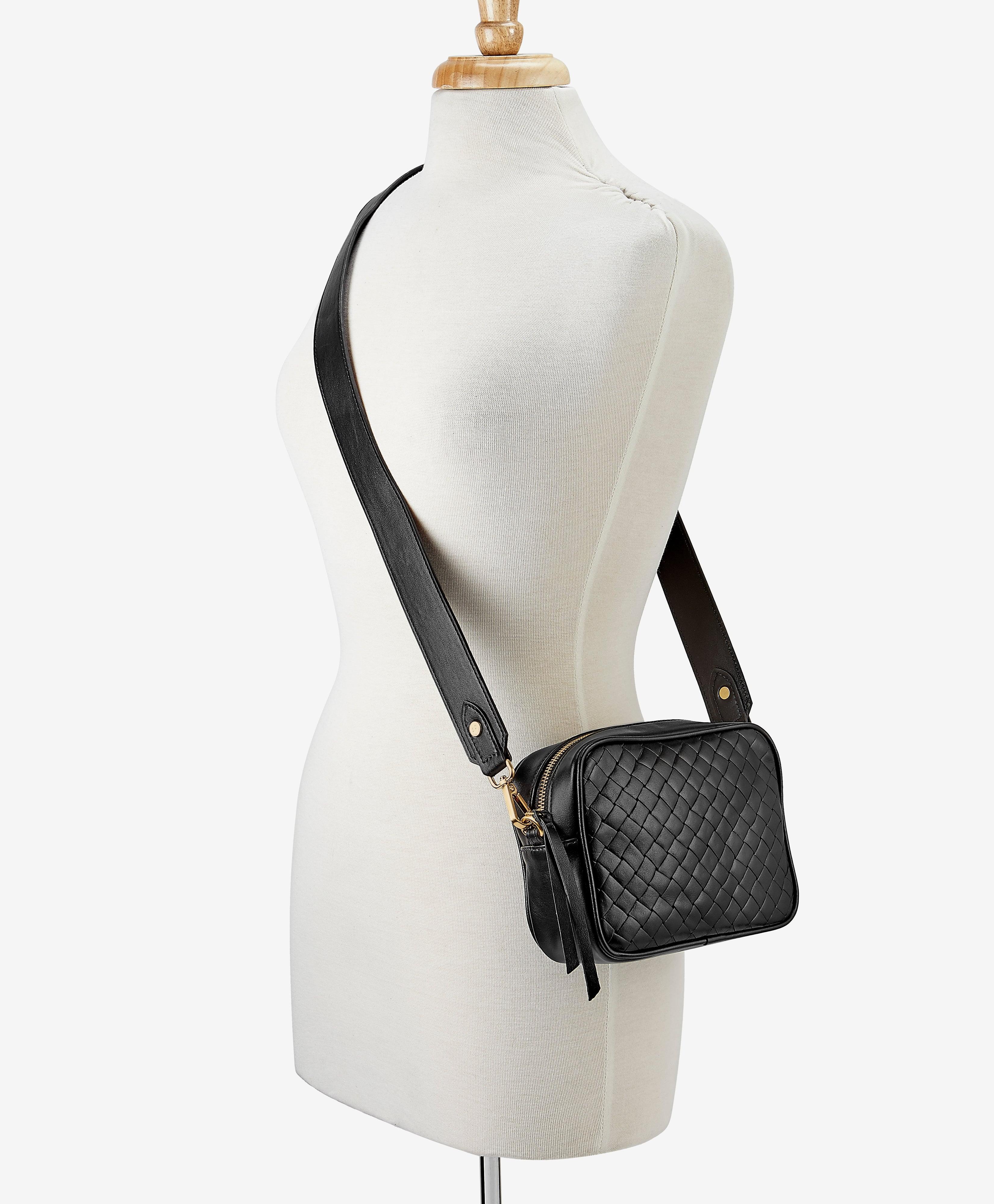 Ivy Mode Crossbody