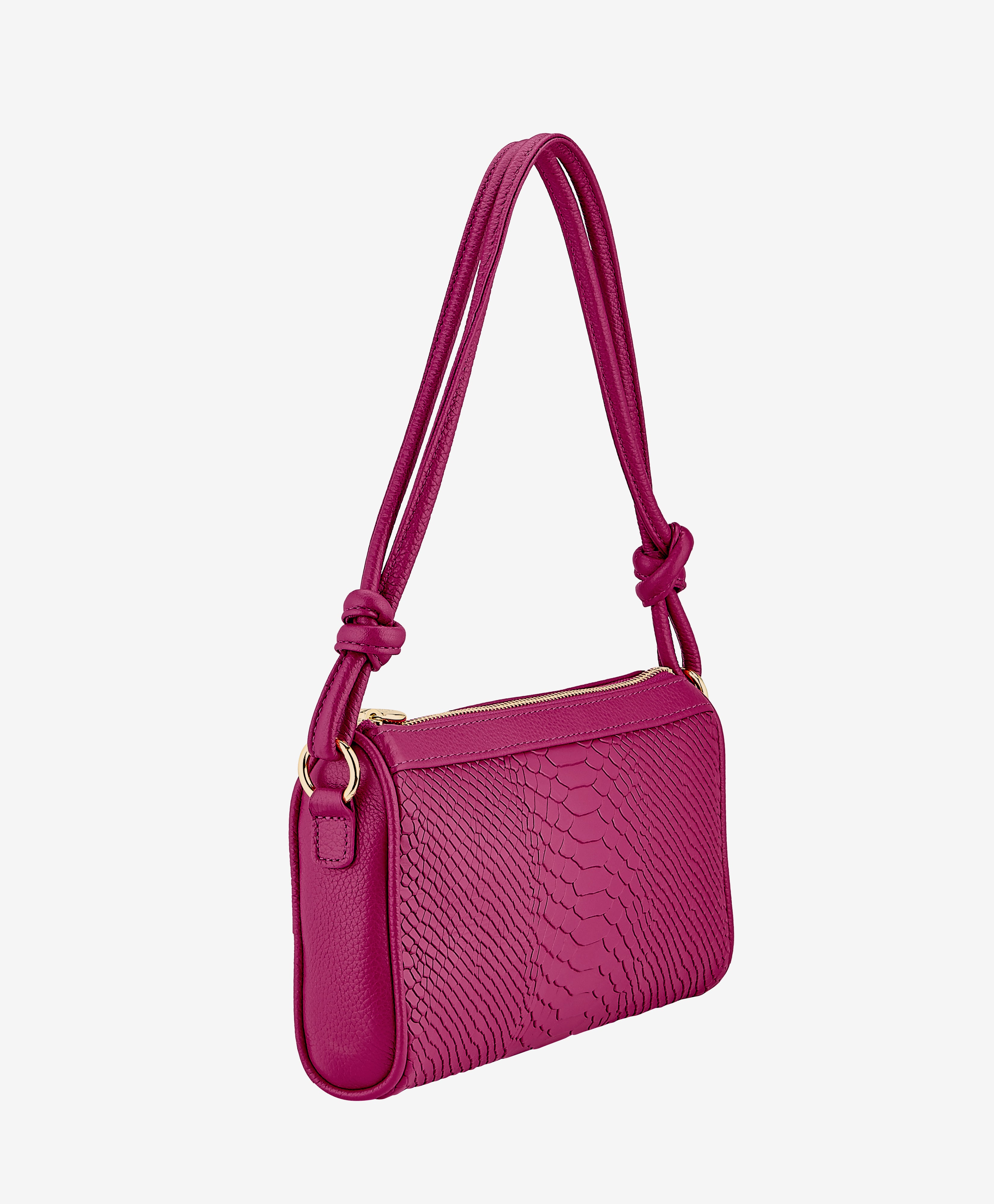 Majestad Brise Shoulder Bag
