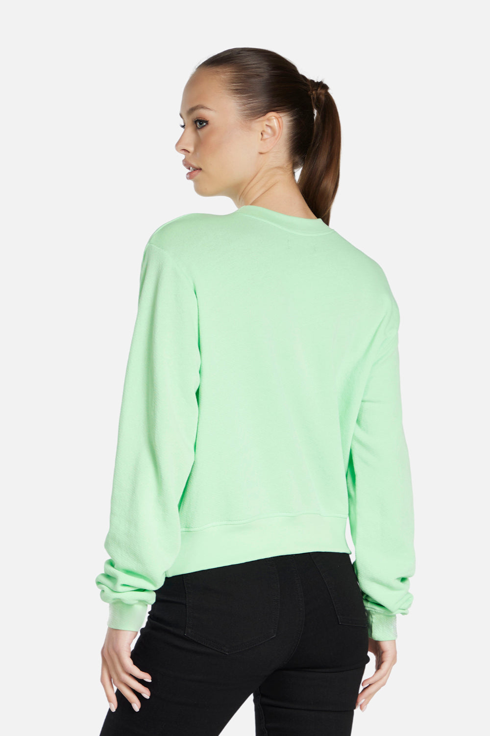 Adorée Crop Pullover