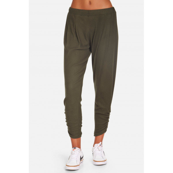 Silhouette Shirred Rib Pant