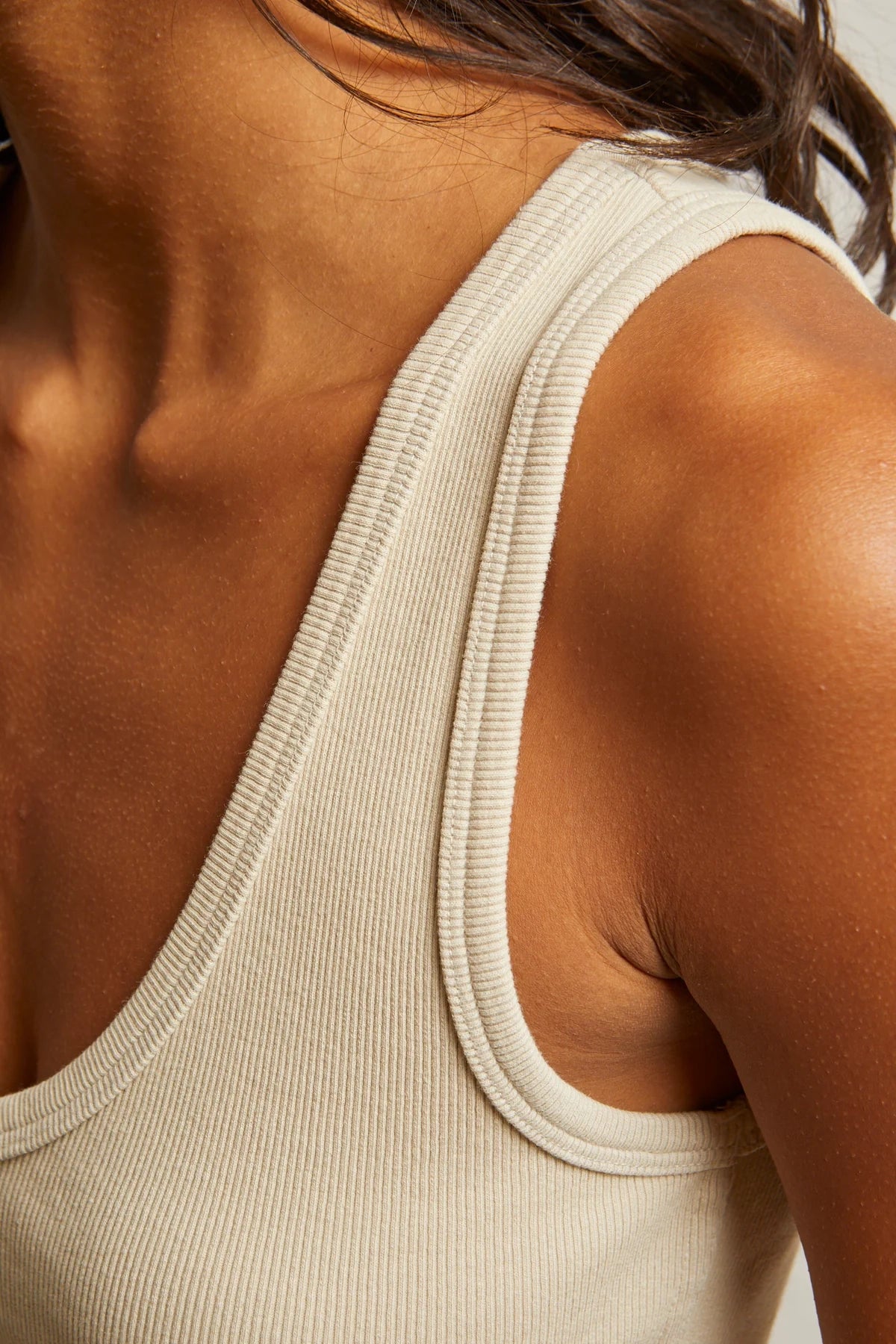 Segreto Dream V Neck Tank